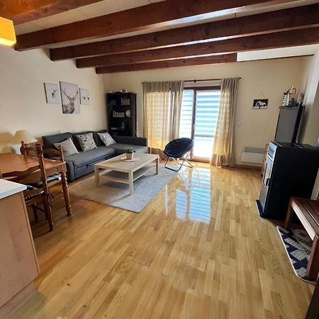 Duplex Familiar Izarraitz Apartment Villanua Bagian luar foto