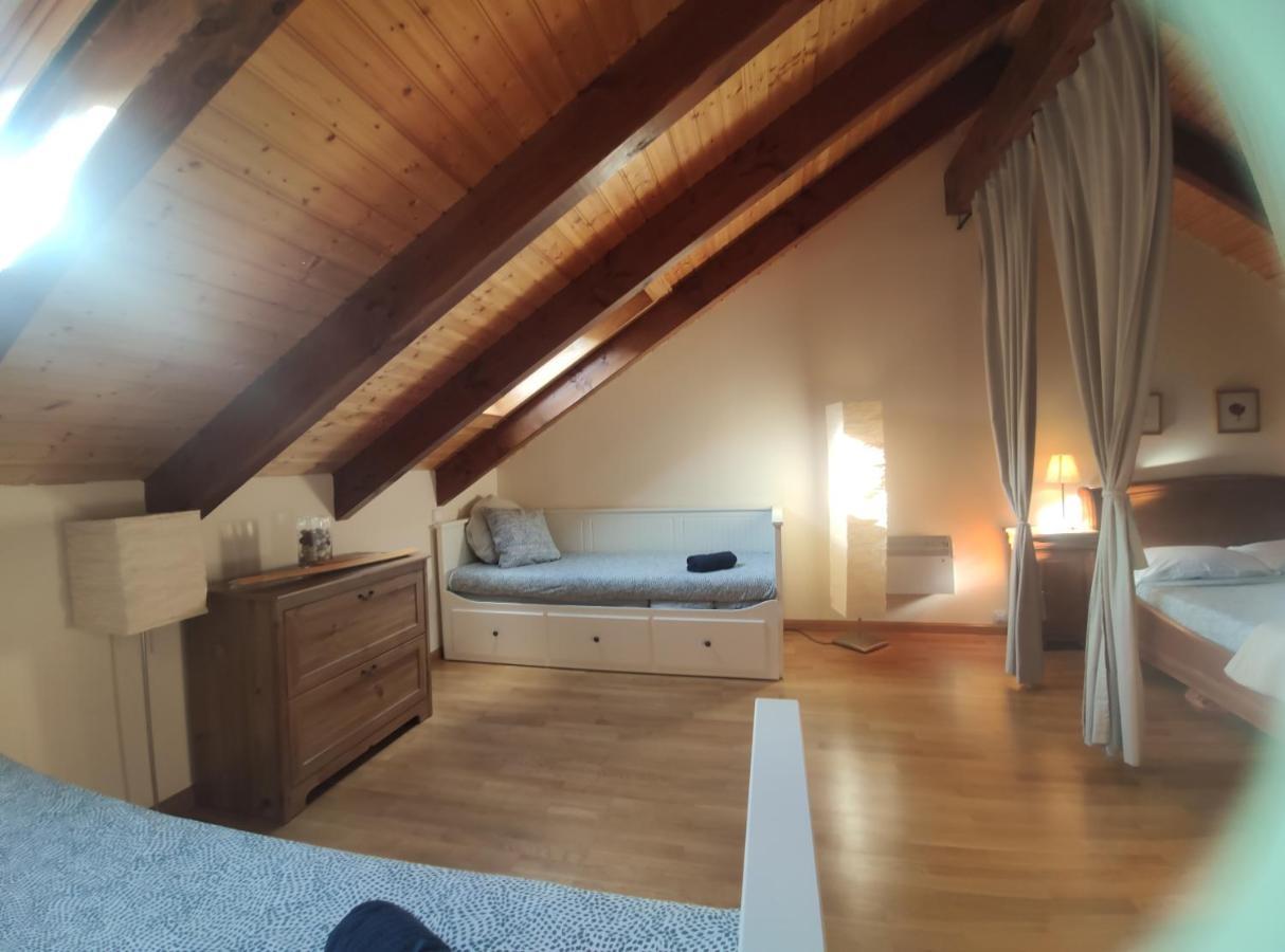 Duplex Familiar Izarraitz Apartment Villanua Bagian luar foto